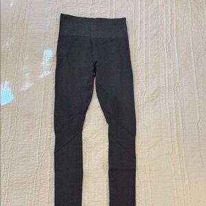 Athleta shimmer small Leggings